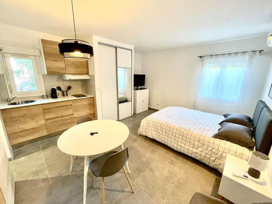 Appartement Hypercentre Parking Gratuit Ajaccio  Luaran gambar