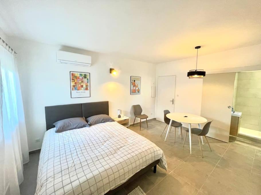 Appartement Hypercentre Parking Gratuit Ajaccio  Luaran gambar